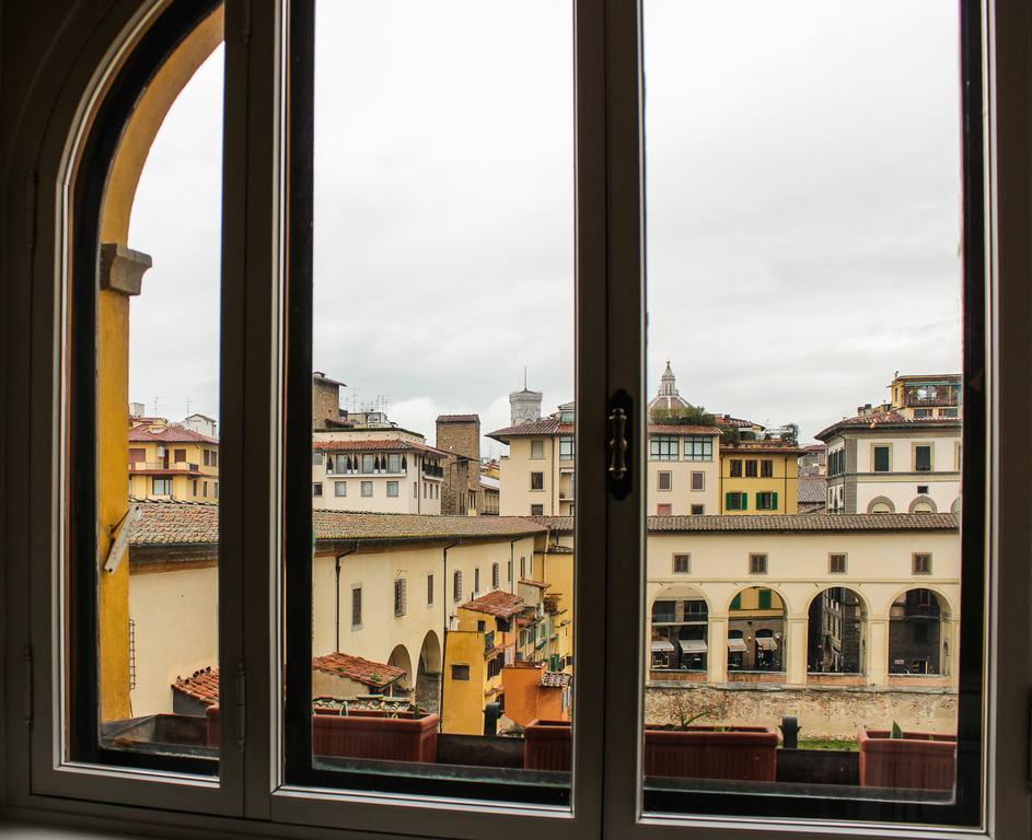 Ponte Vecchio Luxury II Apartment Florence Bilik gambar
